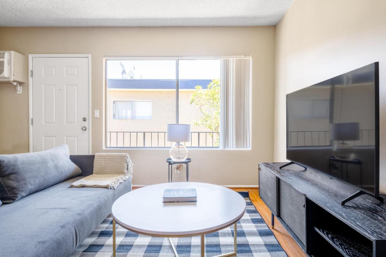Appartement Sherman Oaks 1br W Gym Pool Nr Ventura Blvd Lax-461 *